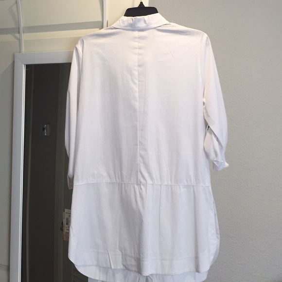 Long enough to wear w/leggings! White tunic blouse - Picture 4 of 5